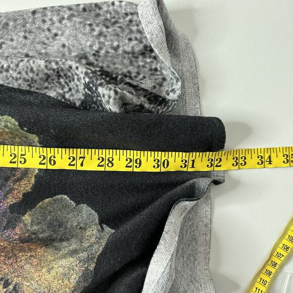 Et Lois Top Shirt Womens Small Multicolor Floral Art Brushed Knit Boxy Oversized - Picture 8 of 9